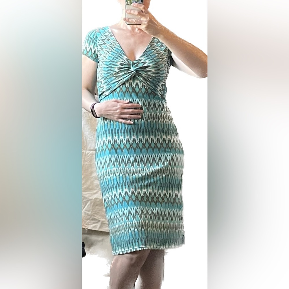 Sent to  Thredup-BCBGMAXAZRIA zigzag twist front dress in teal - Picture 2 of 15